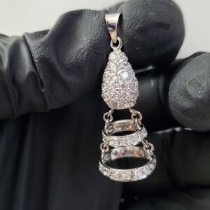 Watch Video / 18K White Gold Articulated Pendant